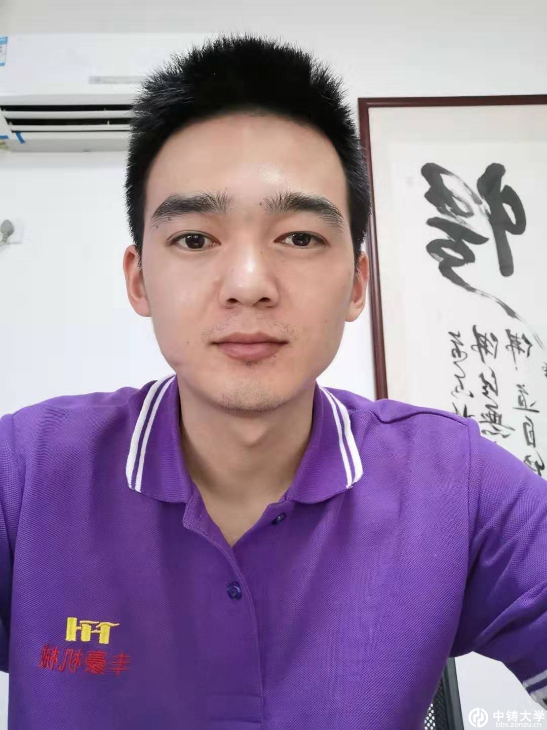 胡良.jpg
